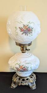 lot 33 image: Vintage Floral Gone with the Wind Globe Lamp