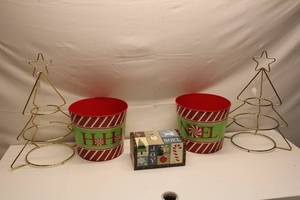 lot 1 image: Set of 2 Christmas Candy Cane Storage Buckets with Gold Tree Stands and Decorative Box