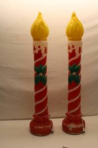 lot A-9 image: Pair of Vintage Christmas Candle Decorations with Holly Design