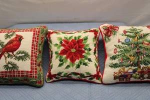 lot 32 image: Set of 3 Vintage Christmas-Themed Needlepoint Pillows with Solid Backings