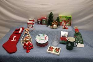 lot 51 image: Mixed Lot of Holiday Decorations and Collectibles including Keepsake Ornaments and Mugs