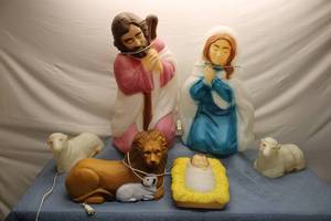 lot A-59 image: Vintage Nativity Scene 6-pc Blow Mold Light-Up Figurines Set Blow Mold