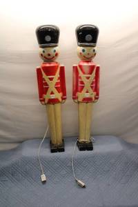 lot A-65 image: Pair of Vintage Toy Soldier Figurines with Colorful Detail Blow Mold