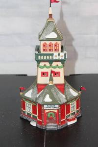 lot B-101 image: Heritage Village Collection North Pole Series Santas Lookout Tower