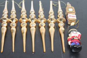 lot 111 image: Set of 9 Vintage Old World Christmas Ornaments including Big Ben and Toy Soldier
