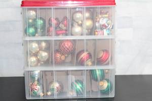 lot 112 image: Collection of Vintage Christmas Ornaments in Storage Organizer