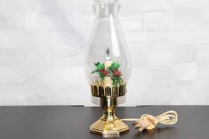 lot 167 image: Vintage Noma Flickering Flame Lamp with Holiday Decoration