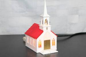 lot B-194 image: Lighted Miniature White Church with Red Roof