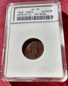 lot 30 image: 1863 Patriotic Civil War ArmyNavy Token - ANACS VF30