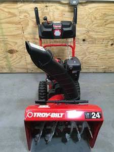 Troy-Bilt Storm 2420 208cc Snow Blower Model # 31AS6KN2B23