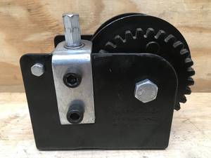 Black Worm Winch