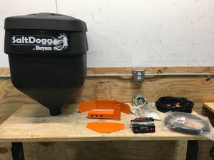Salt Dogg Salt Spreader (Missing Motor)