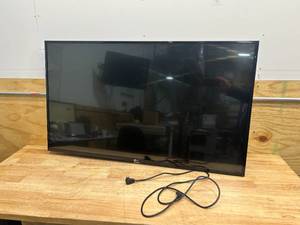 LG 49 Class (48.5 diagonal) ProIdiom� and Embedded b-LAN TVDisplay