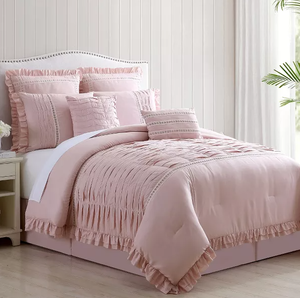 lot 185 image: King Size 8PCS Modern Threads Comforter Set Antonella