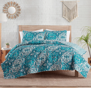 lot 242 image: Twin Size 2PCS Indigo Ink - Quilt Set Medallion Bedding with Matching Sham