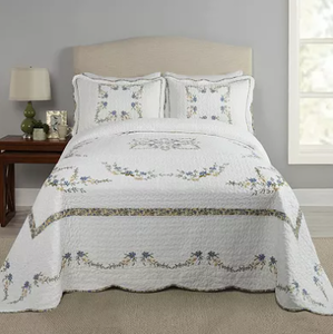 lot 243 image: King Size 3PCS Modern Heirloom Heather Quilted Bedspread