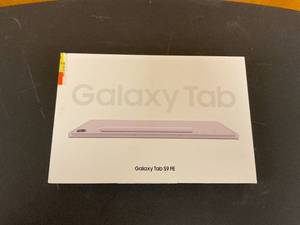 lot 4 image: Galaxy Tab S9 FE 6GB (RAM)  128GB  Wi-Fi  Lavender
