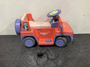 lot 569 image: Interactive Electric Car for Toddlers - Fun 6V Ride-On Toy with Sounds for Kids Ages 1 and Up