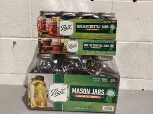 lot 456 image: LOT OF 3 Ball Regular Mouth Pint Mason Jars with Lids & Bands