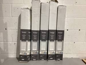 lot 467 image: LOT OF 4 Better Homes &Gardens Faux Wood Blinds