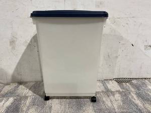 lot 713 image: IRIS USA Airtight Pet Food Container with Casters 47QT