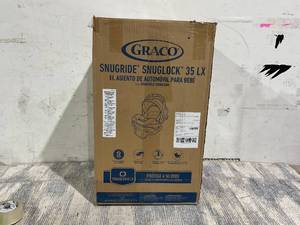 lot 90 image: Graco SnugRide SnugLock 35 LX Infant Car Seat