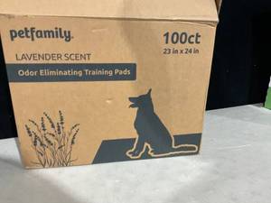 lot 663 image: Petfamily Dog Training Pads, Puppy Pads, Super Absorbent, Lavender Scent 23x24