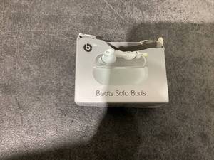 lot 576 image: Beats Solo Buds - True Wireless Earbuds