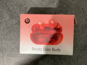 lot 580 image: Beats Solo Buds - True Wireless Earbuds
