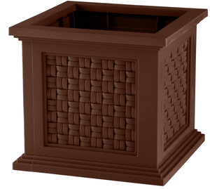 lot 367 image: LOT OF 2 Pure Garden Rattan Style Outdoor Planter Box - 14.65-Inch-Square Decorative Flower or Plant Pot - Garden, Patio and Front Porch Decor (Brown)