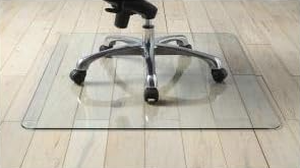 lot 400 image: Lorell Tempered Glass Multi-Surface Chair Mat