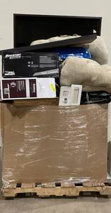 lot 901 image: Wholesale Pallet of Assorted Miscellaneous Items