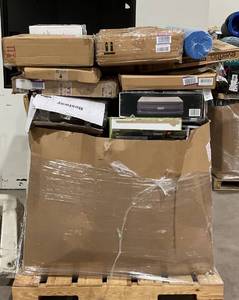 lot 911 image: Wholesale Pallet of Assorted Miscellaneous Items