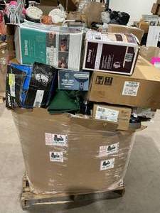 lot 913 image: Wholesale Pallet of Assorted Miscellaneous Items