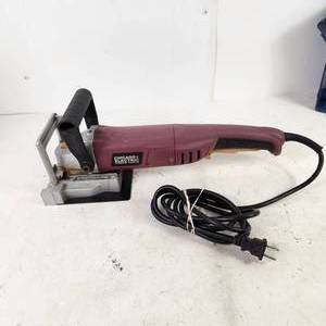 lot 22 image: Chicago Electric Power Tools Biscuit Joiner Biscuit Item 68987 Great Condition Tested Works