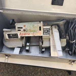 lot 24 image: Porter Cable Extra Heavy Duty Two Speed Portable Band Saw With Metal Case Tested Works Good Condition