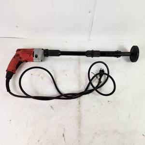 lot 38 image: Milwaukee Magnum Screwshooter 6749-1 14 Tested Works Great Condition