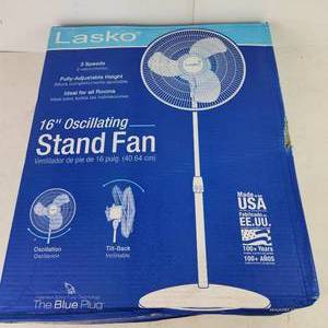 lot 61 image: Lasko 16 Oscillating Stand Fan 3 Speeds Adjustable Height And Tilt-Back White Damaged Box