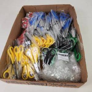 lot 84 image: Lot Of New Blunt Tip Scissors Multi Colored #100