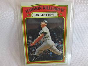 lot 37 image: 1972 Topps Harmon Killebrew In Acti...