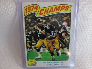 lot 79 image: 1975 Topps Terry Bradshaw Champs Ca...