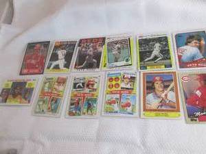 lot 90 image: Assorted Pete Rose Cards...