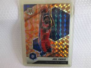 lot 118 image: 2020-21 Mosaic Joel Embiid Orange R...