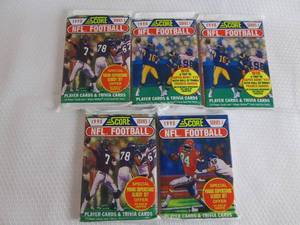 lot 168 image: 5-1990 Score Football Series 1 Pack...