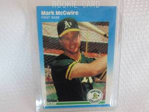 lot 205 image: 1987 Fleer Mark McGwire Rookie Card...