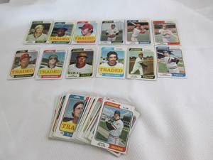 lot 222 image: Assorted 1974 Topps Baseball Cards...