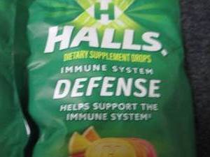 lot 293 image: 6- 30 ct Halls Immune Defense Suppl...