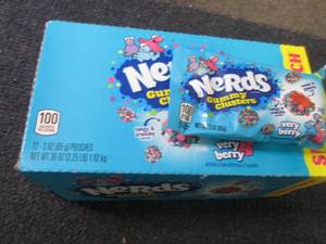 lot 322 image: 12- 3 oz  Nerds Very Berry Gummy Cl...