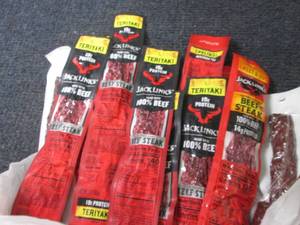 lot 347 image: 12 Jack Links Snacks...