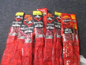 lot 348 image: 12 Jack Links Snacks...